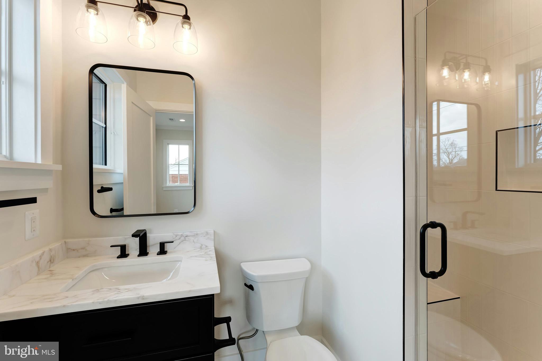 CLARENDON - Residential