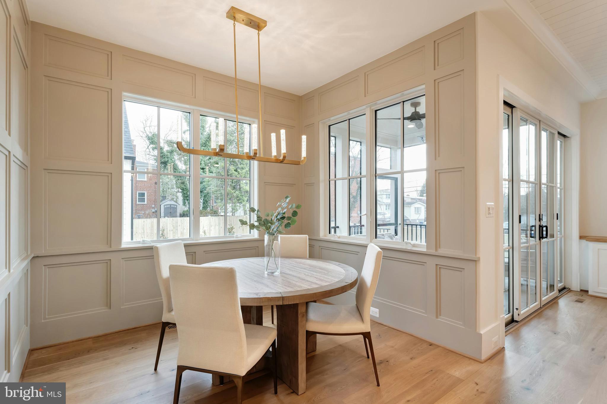 CLARENDON - Residential