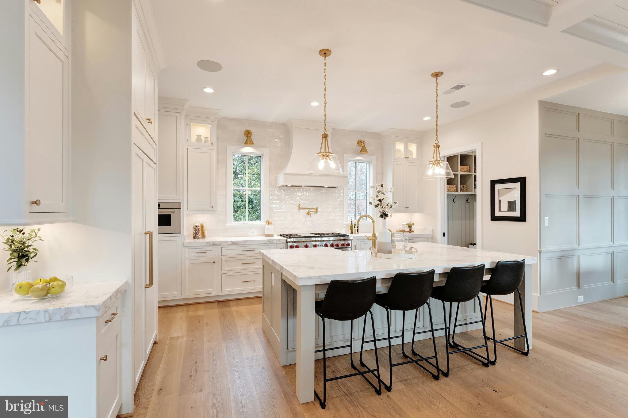 CLARENDON - Residential