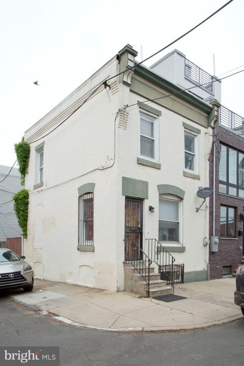 Townhouse For Sale - 1248 N 30th Street<br/> PHILADELPHIA, PA 19121