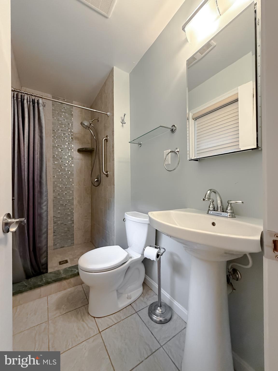 LAND O LAKES - Residential