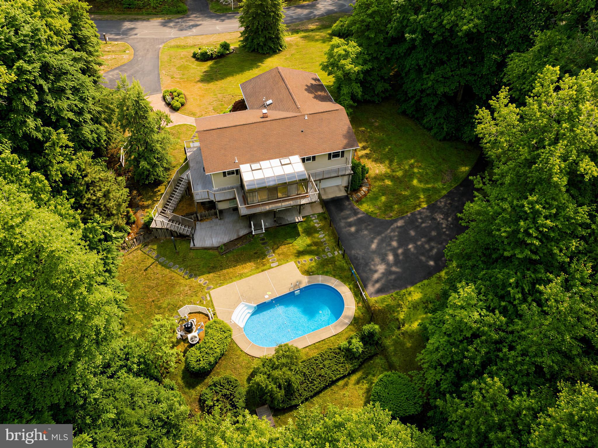 LAND O LAKES - Residential