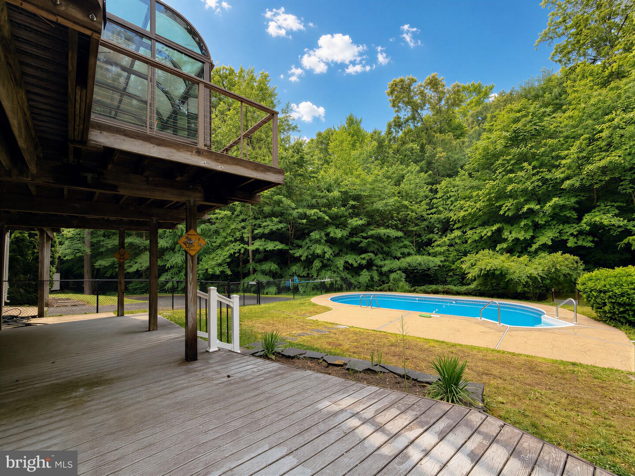 LAND O LAKES - Residential