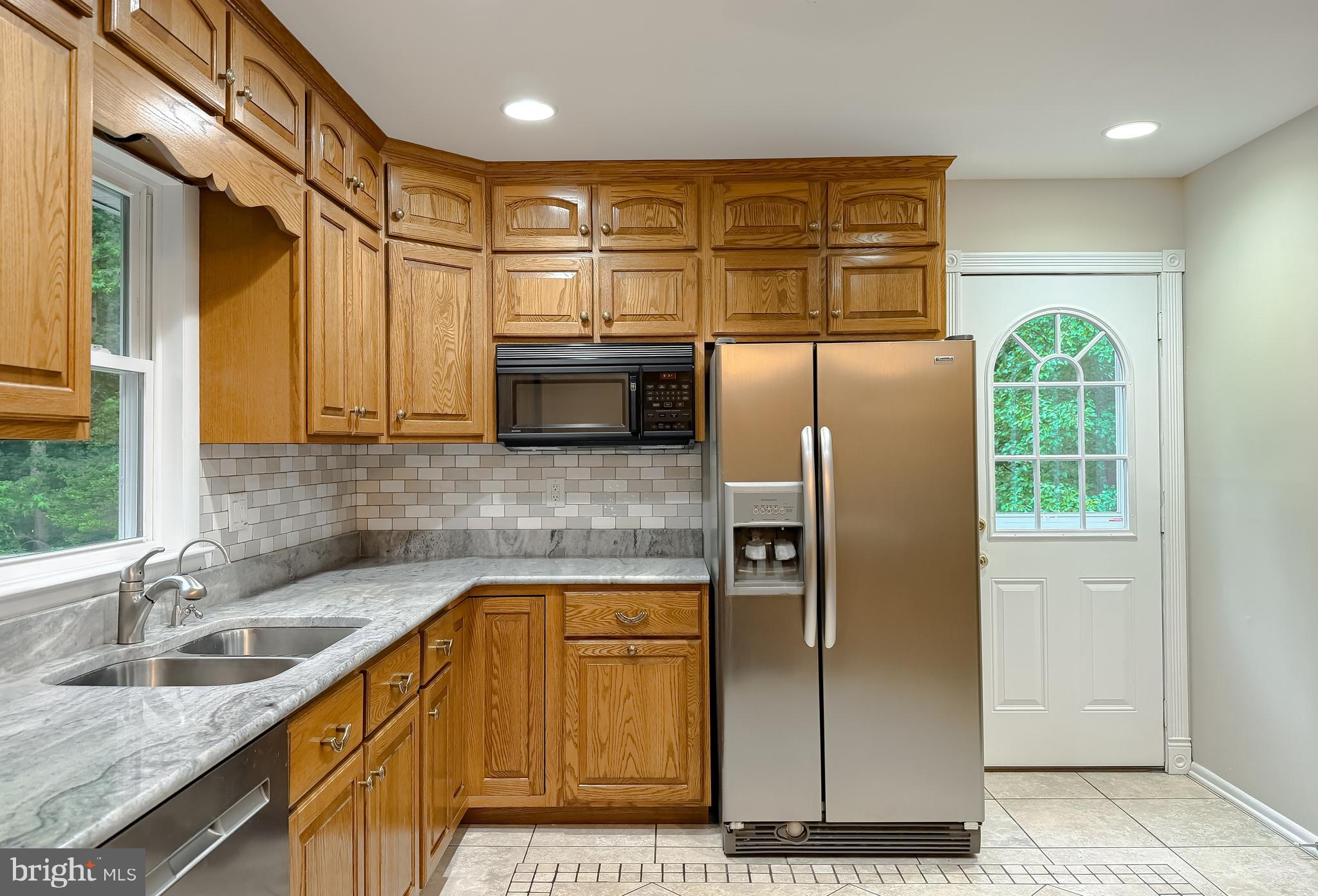 LAND O LAKES - Residential