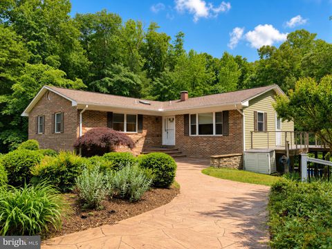Homes For Sale - 24940 Gallant Man Drive<br/> Saint Marys County, HOLLYWOOD, MD 20636
