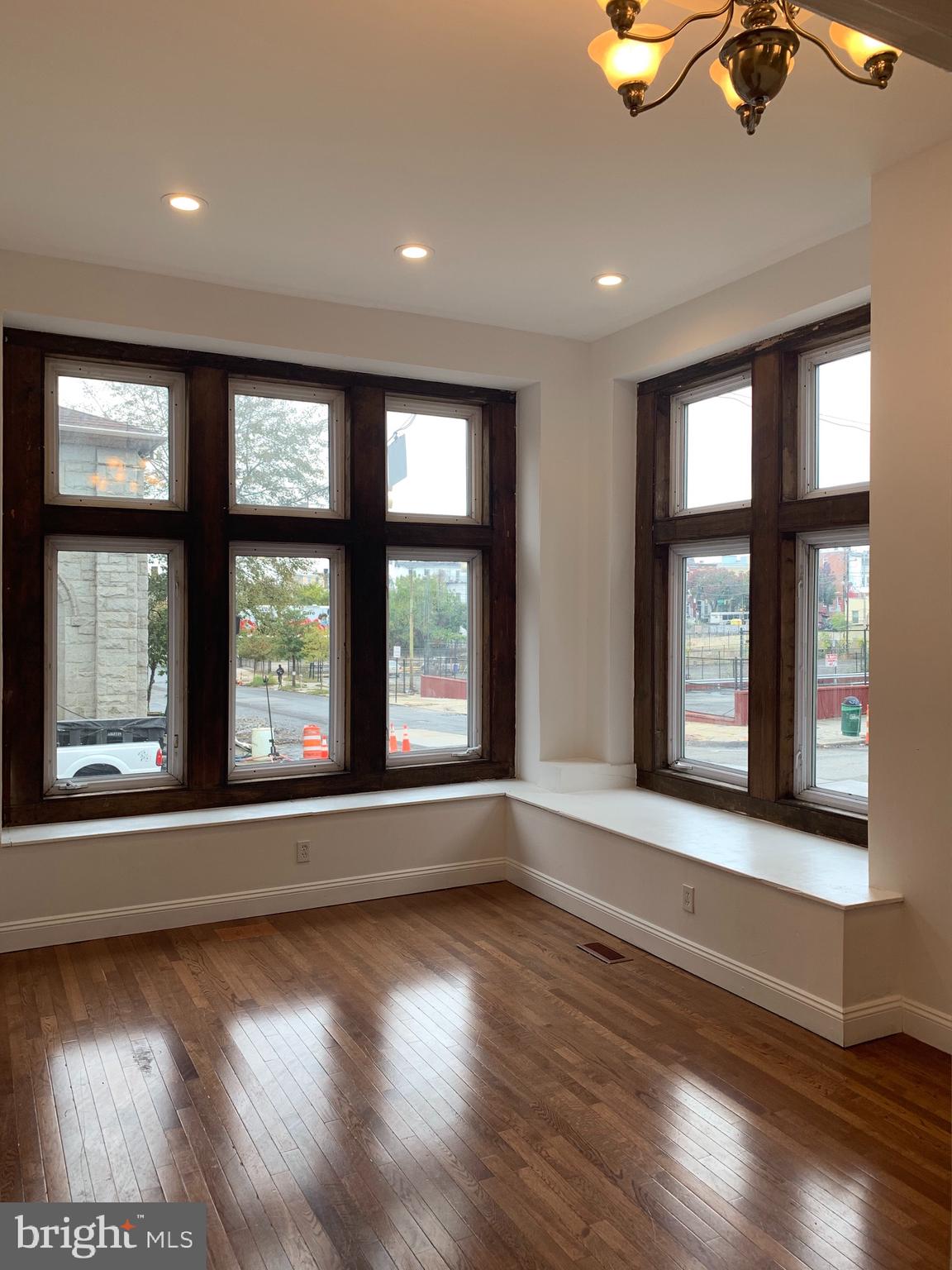 CHARLES NORTH - Residential Lease