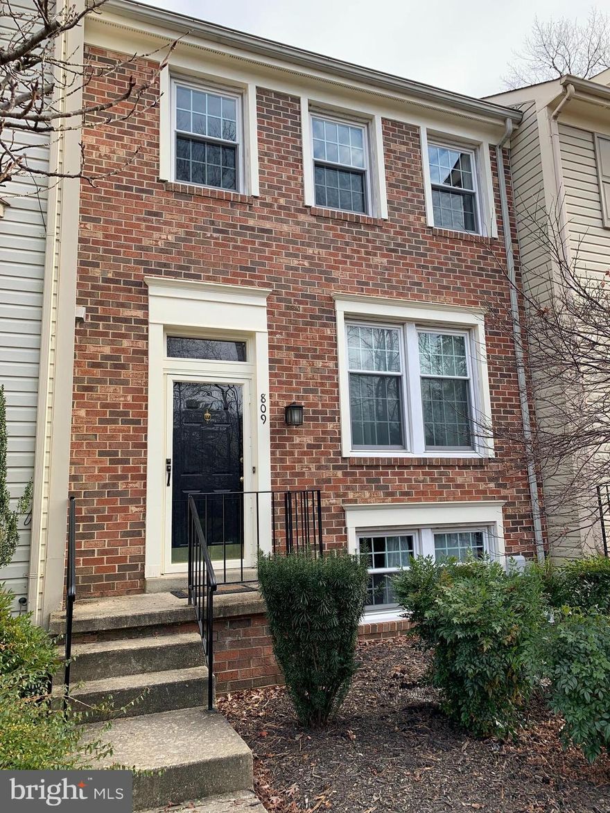 ****  Quick Occupancy Available !!*****  2 Master suite townhome now available .  3  levels with bathroom on each level.  Pets and pet deposit is on a case by case basis.   Application is loaded in documents.
