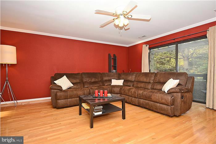 BRISTOL SQUARE - Residential