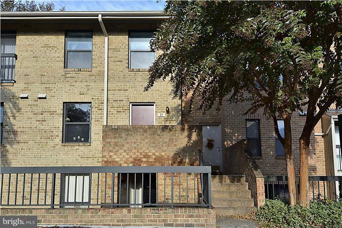 BRISTOL SQUARE - Residential