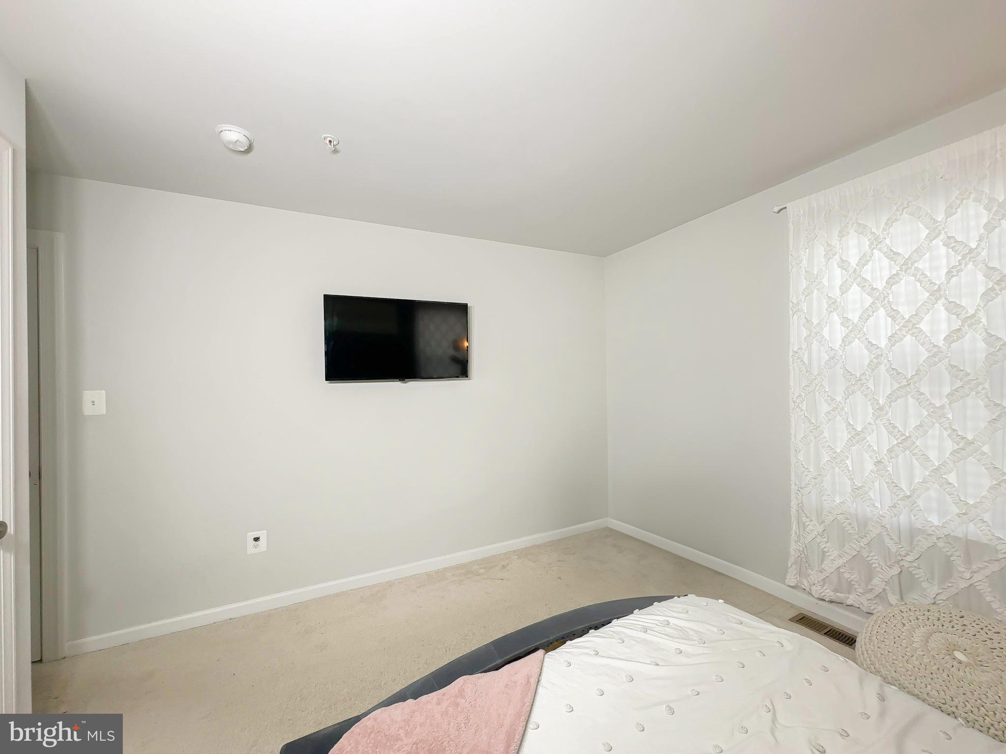 VILLAGES OF SAVANNAH - Residential