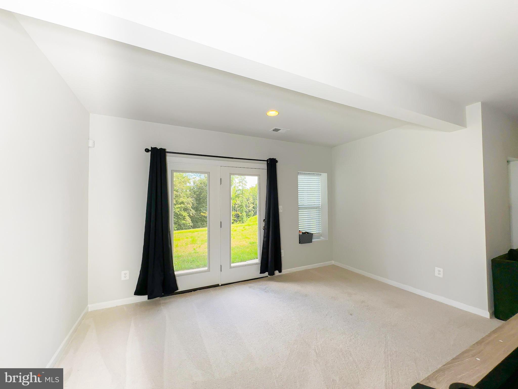 VILLAGES OF SAVANNAH - Residential