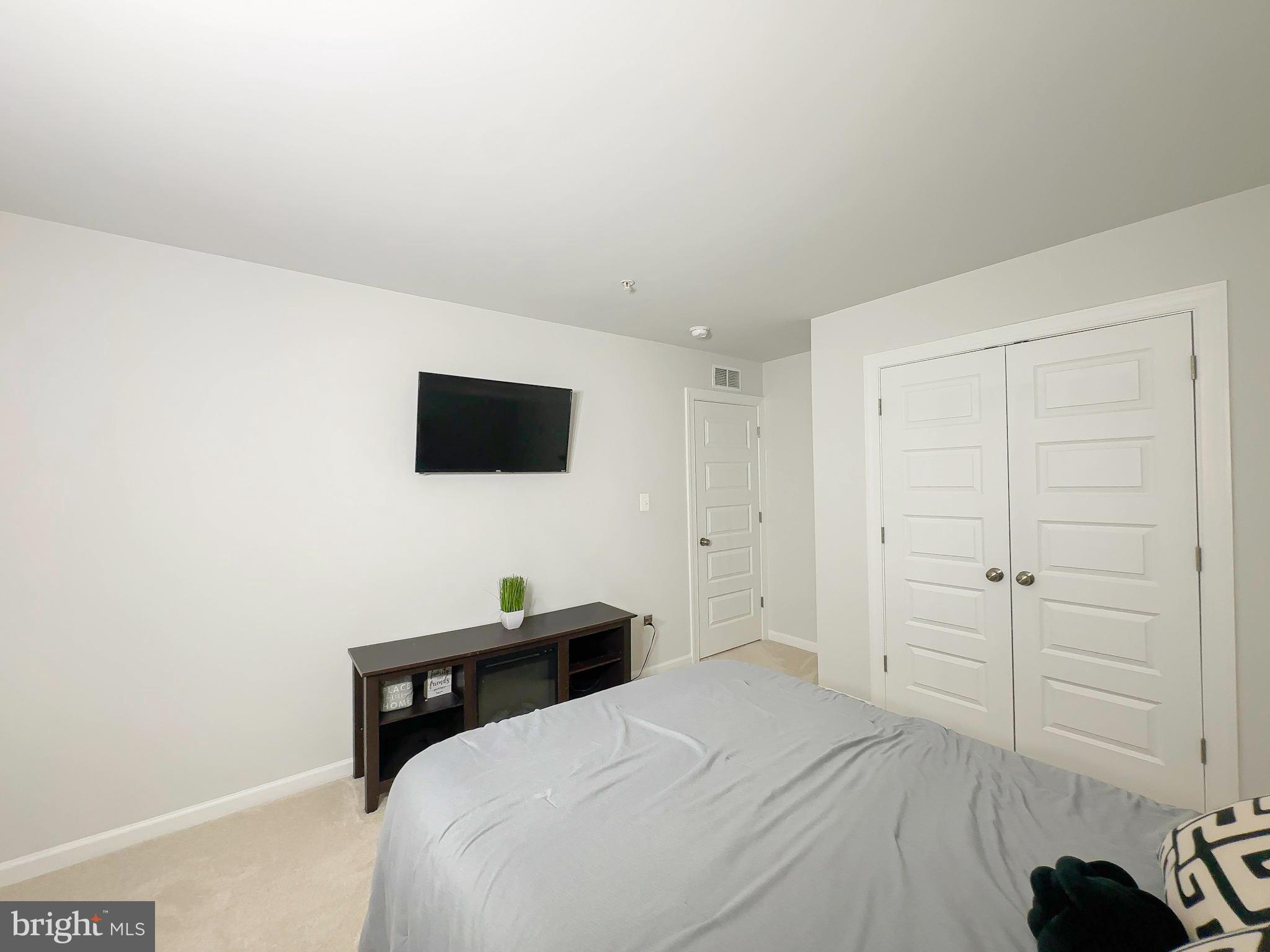 VILLAGES OF SAVANNAH - Residential