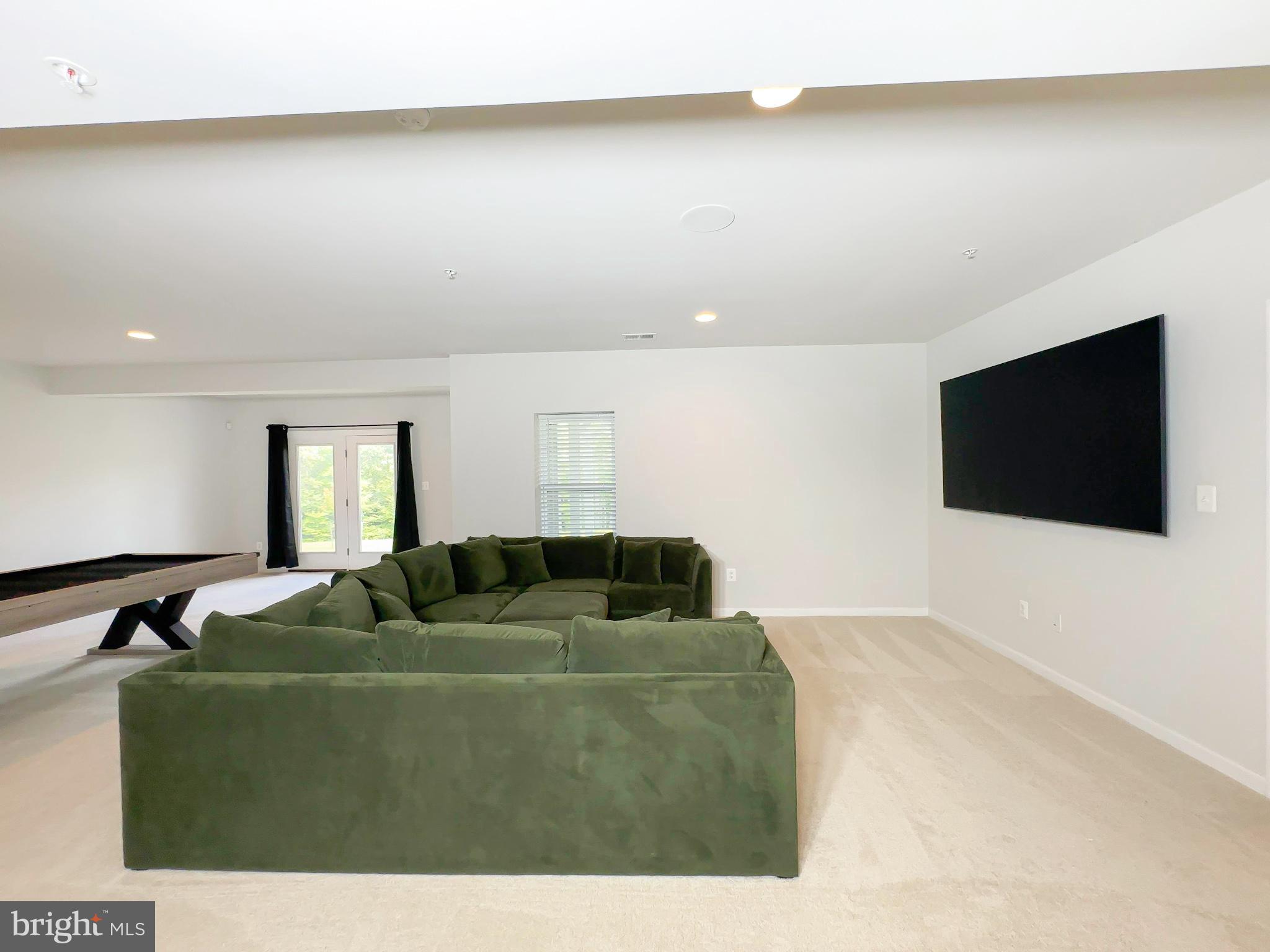 VILLAGES OF SAVANNAH - Residential