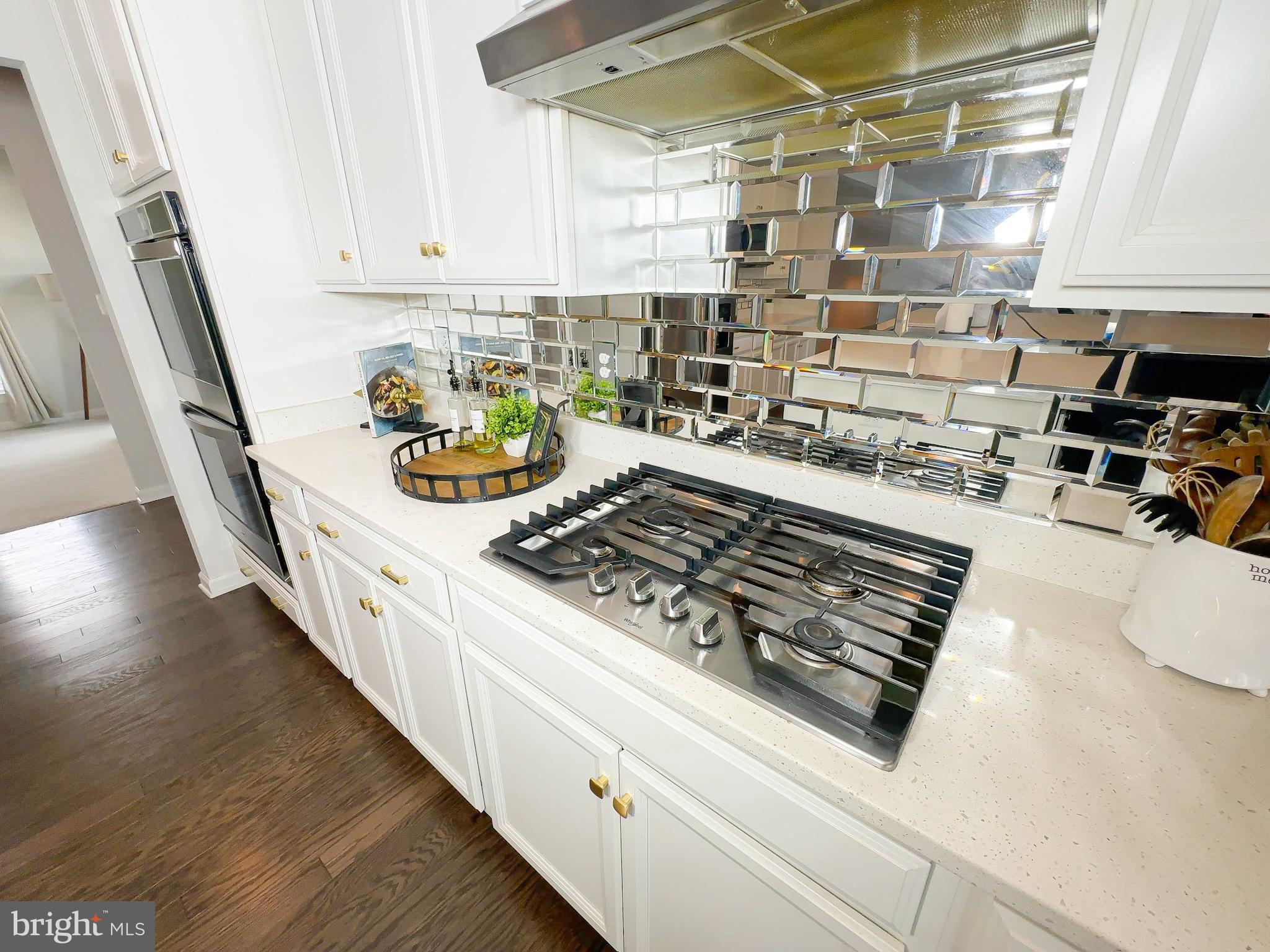 VILLAGES OF SAVANNAH - Residential