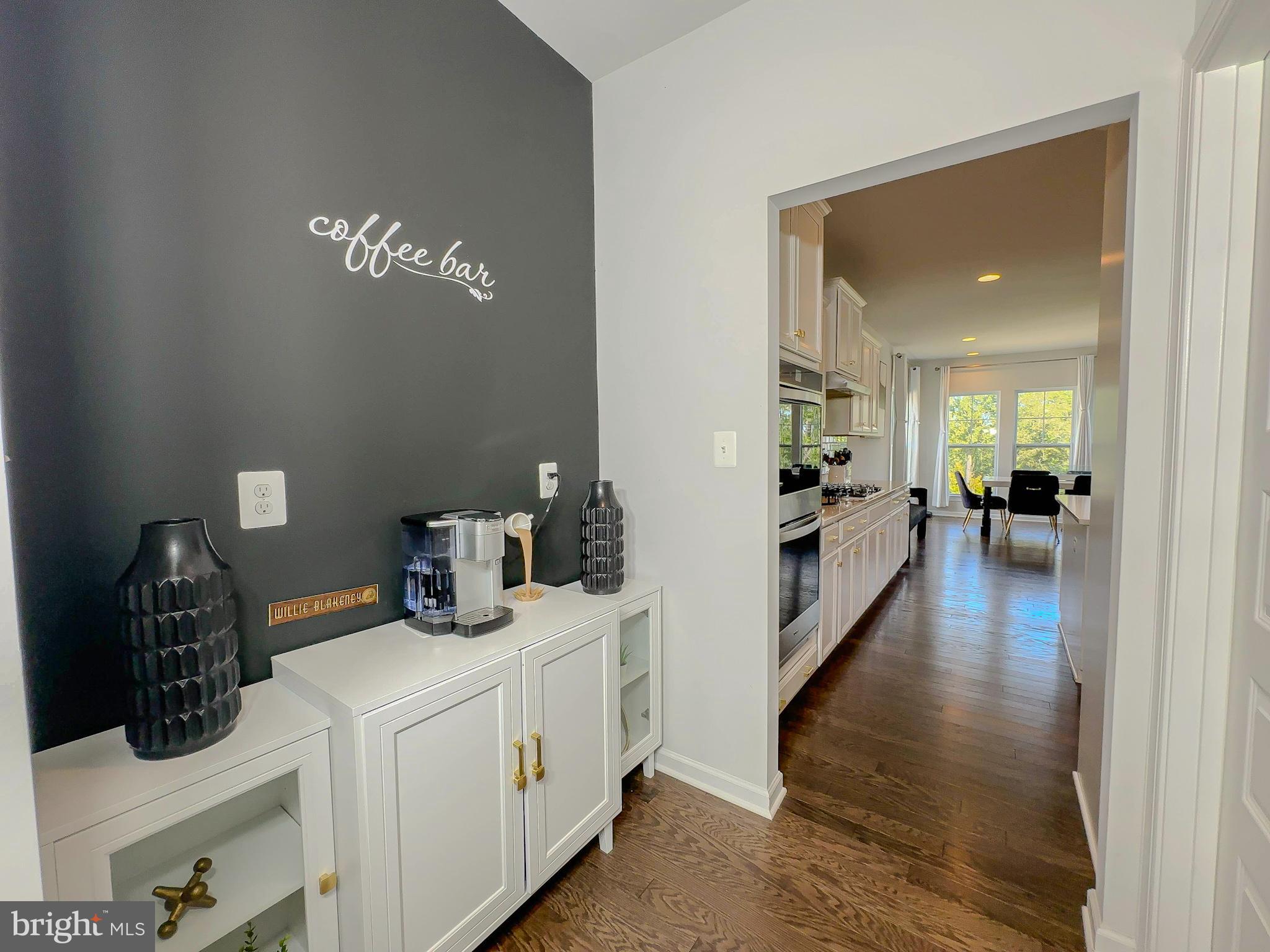 VILLAGES OF SAVANNAH - Residential