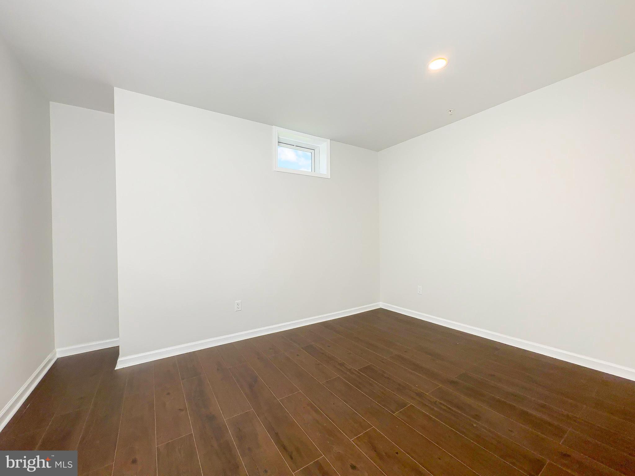 VILLAGES OF SAVANNAH - Residential