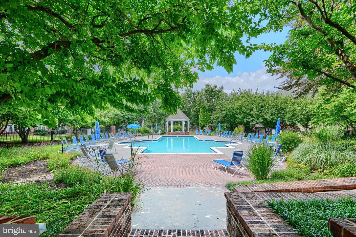 296 CANTERBURY ROAD E