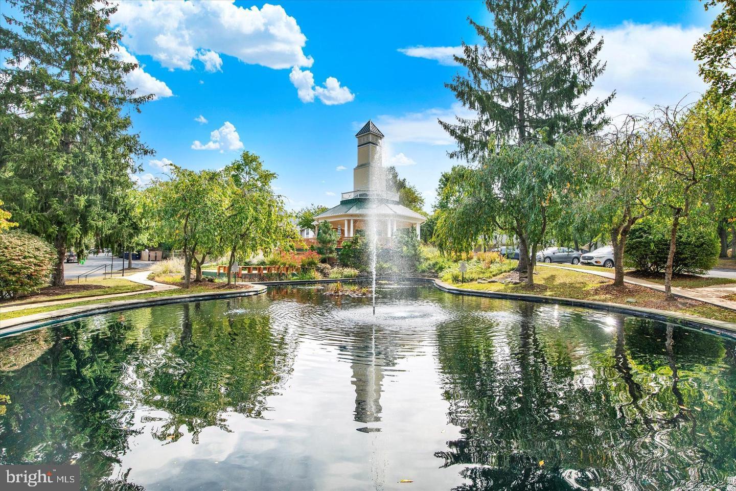 ENGLISH COUNTRY MANOR - Residential