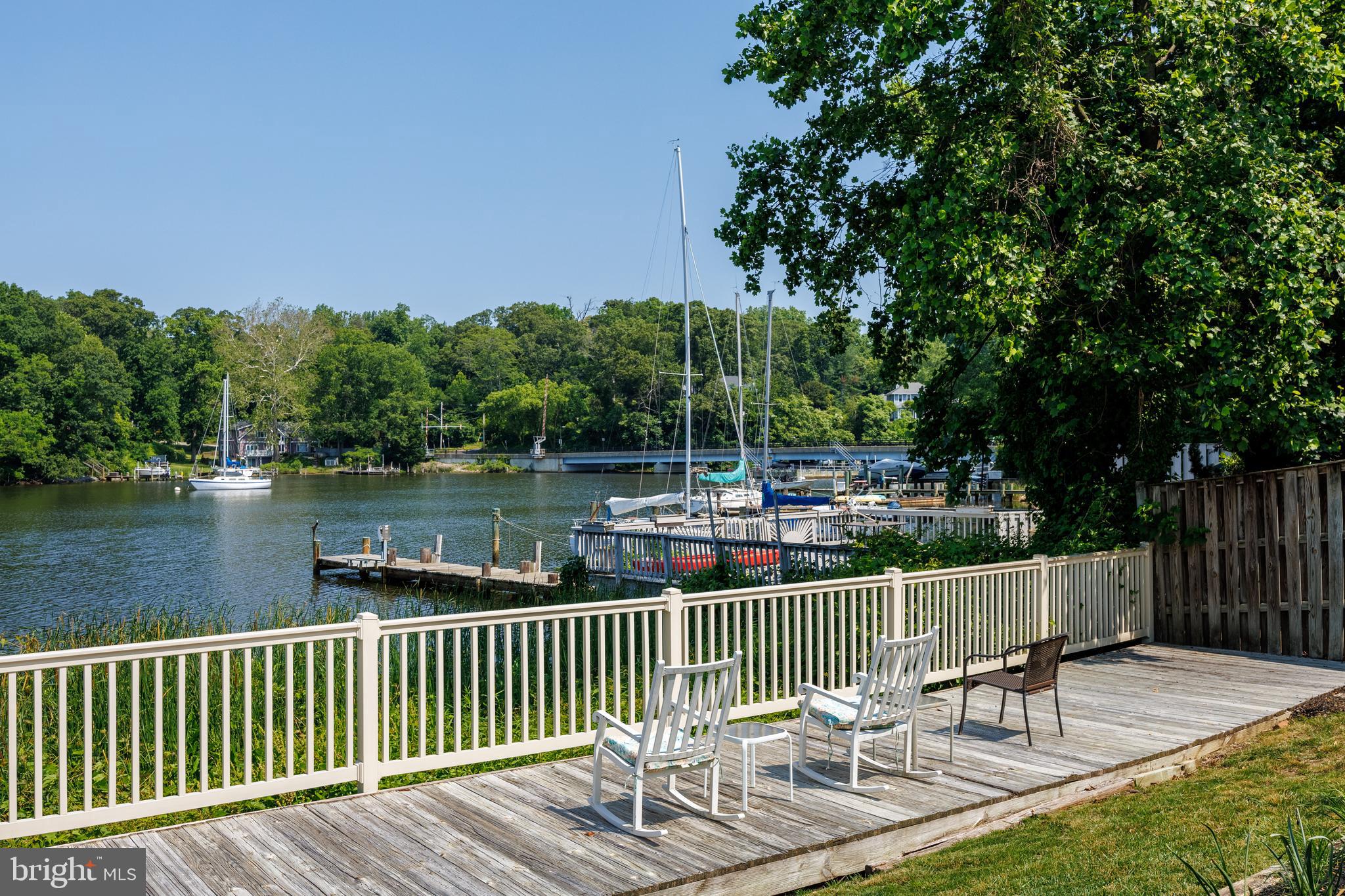 MARINERS COVE - Residential