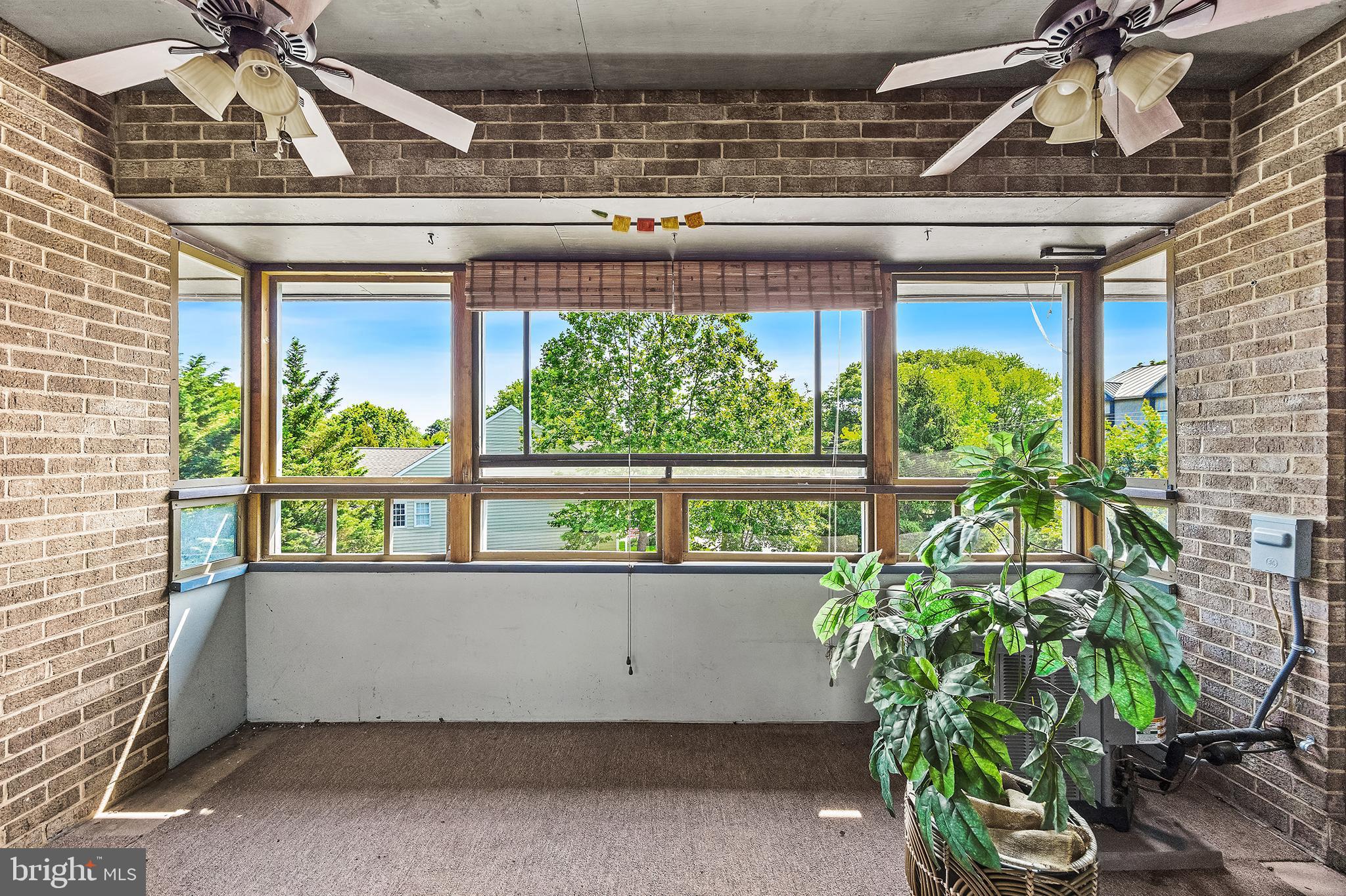 MARINERS COVE - Residential