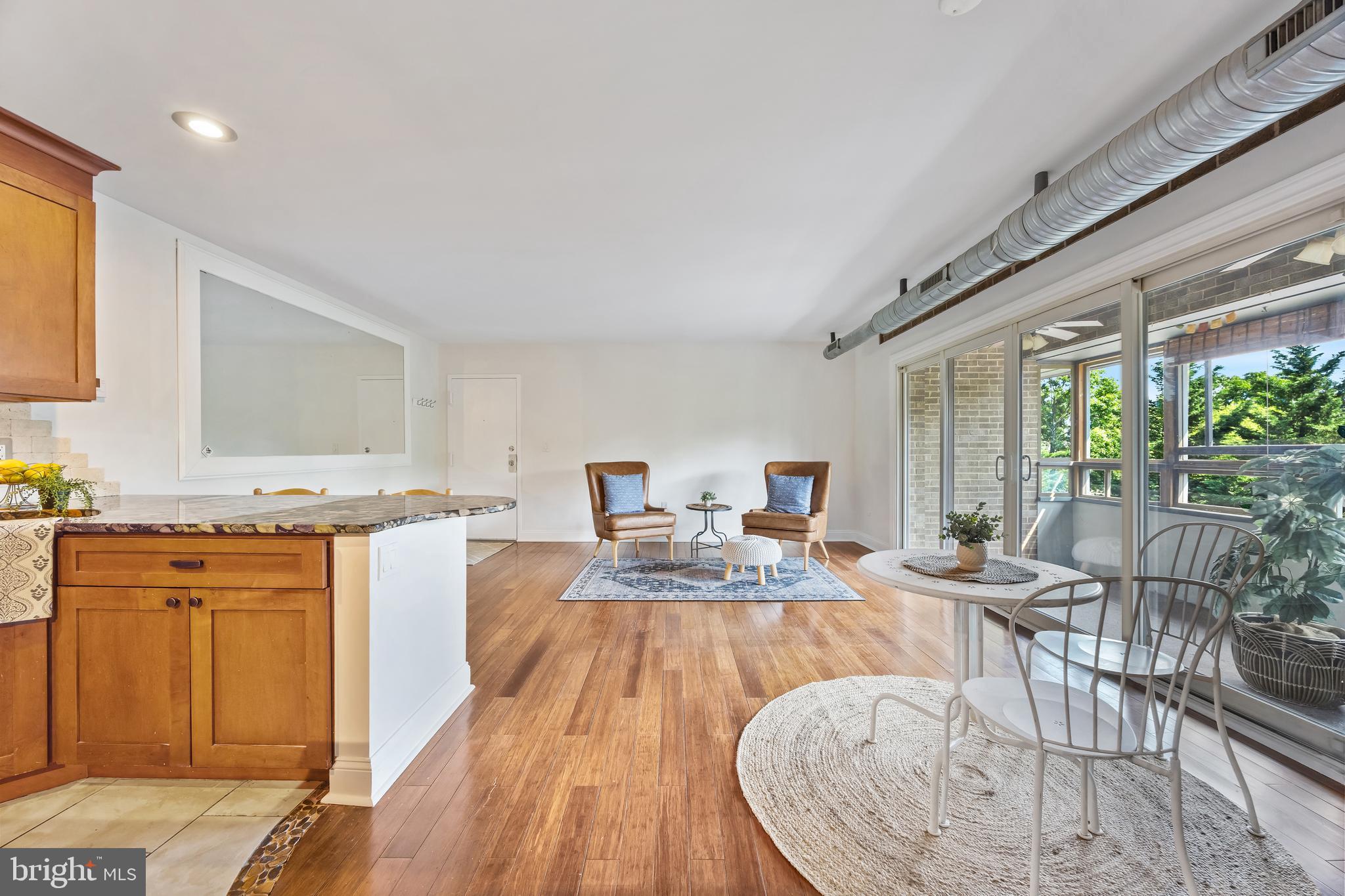 MARINERS COVE - Residential