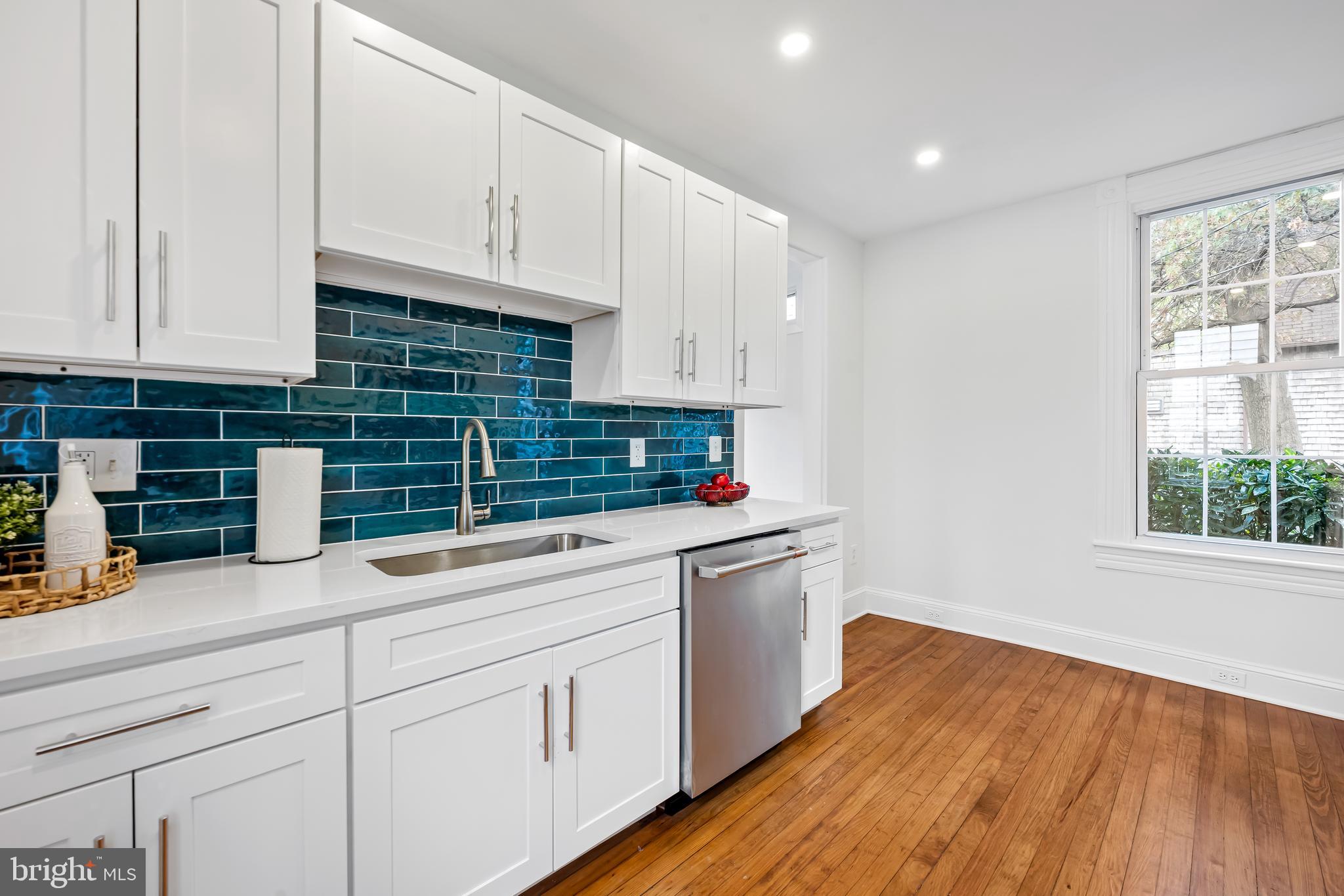 OLD HOMELAND - Residential