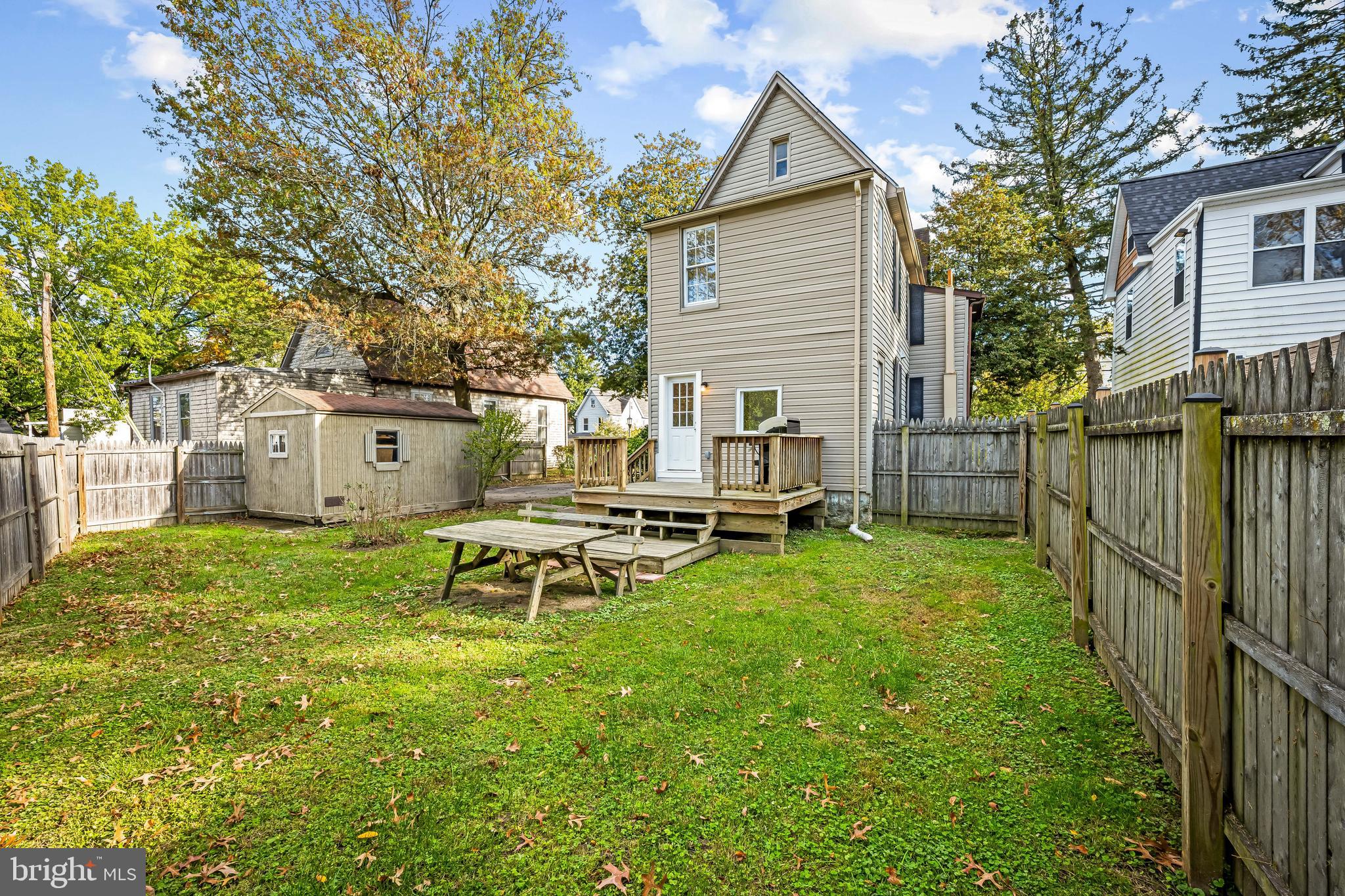 OLD HOMELAND - Residential