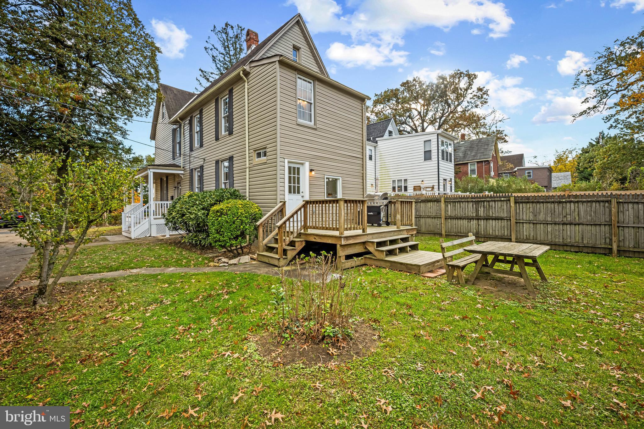 OLD HOMELAND - Residential