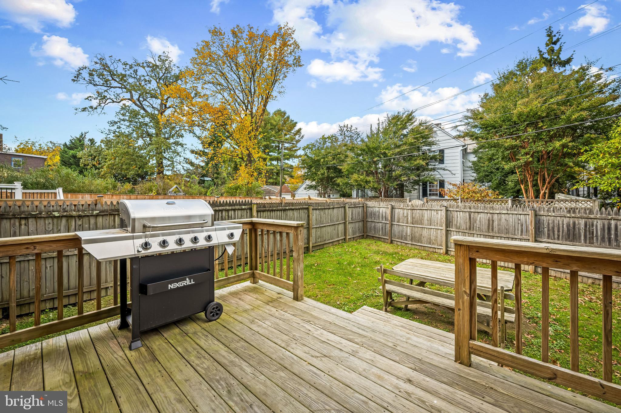 OLD HOMELAND - Residential