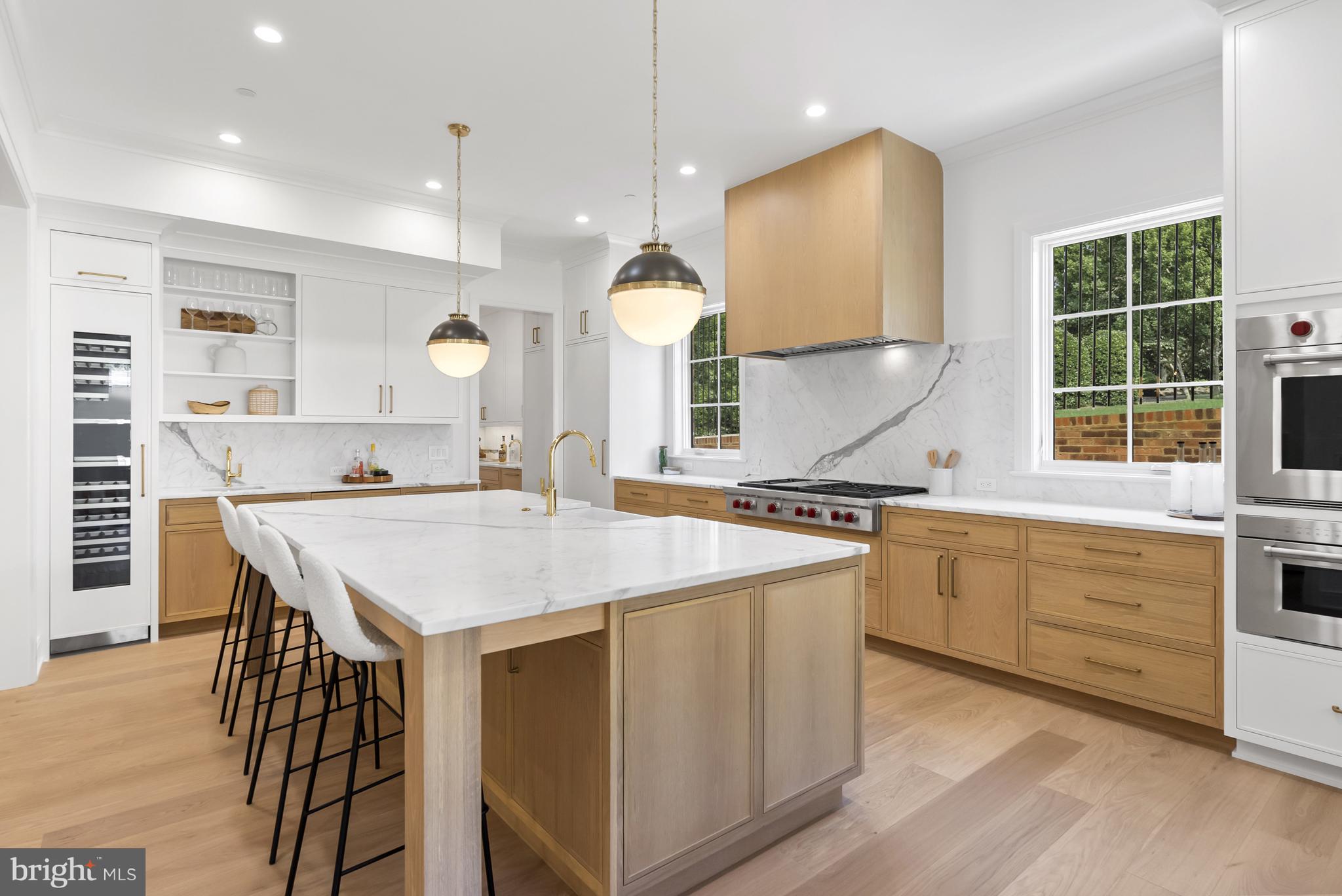 SPRING VALLEY - Residential