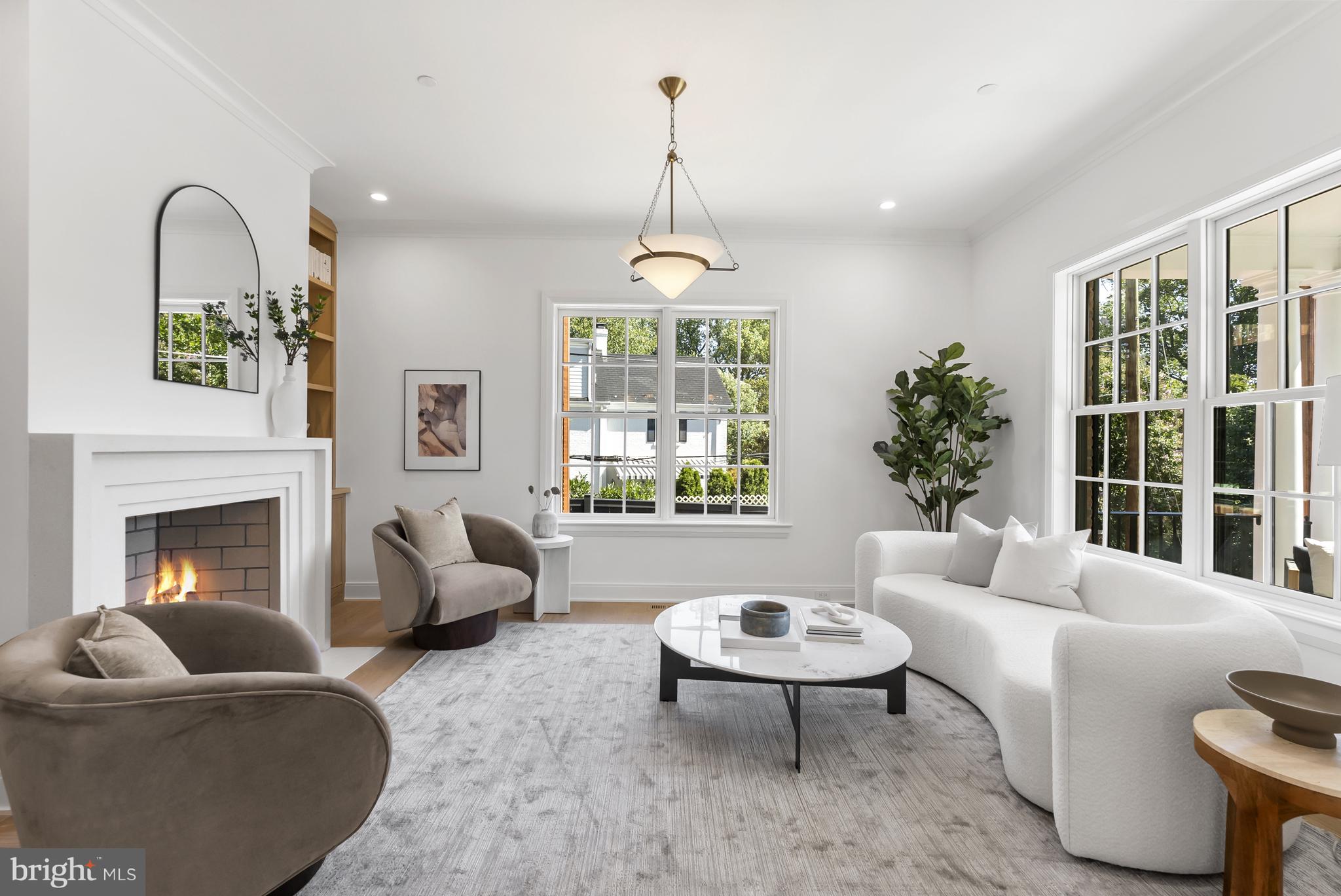 SPRING VALLEY - Residential