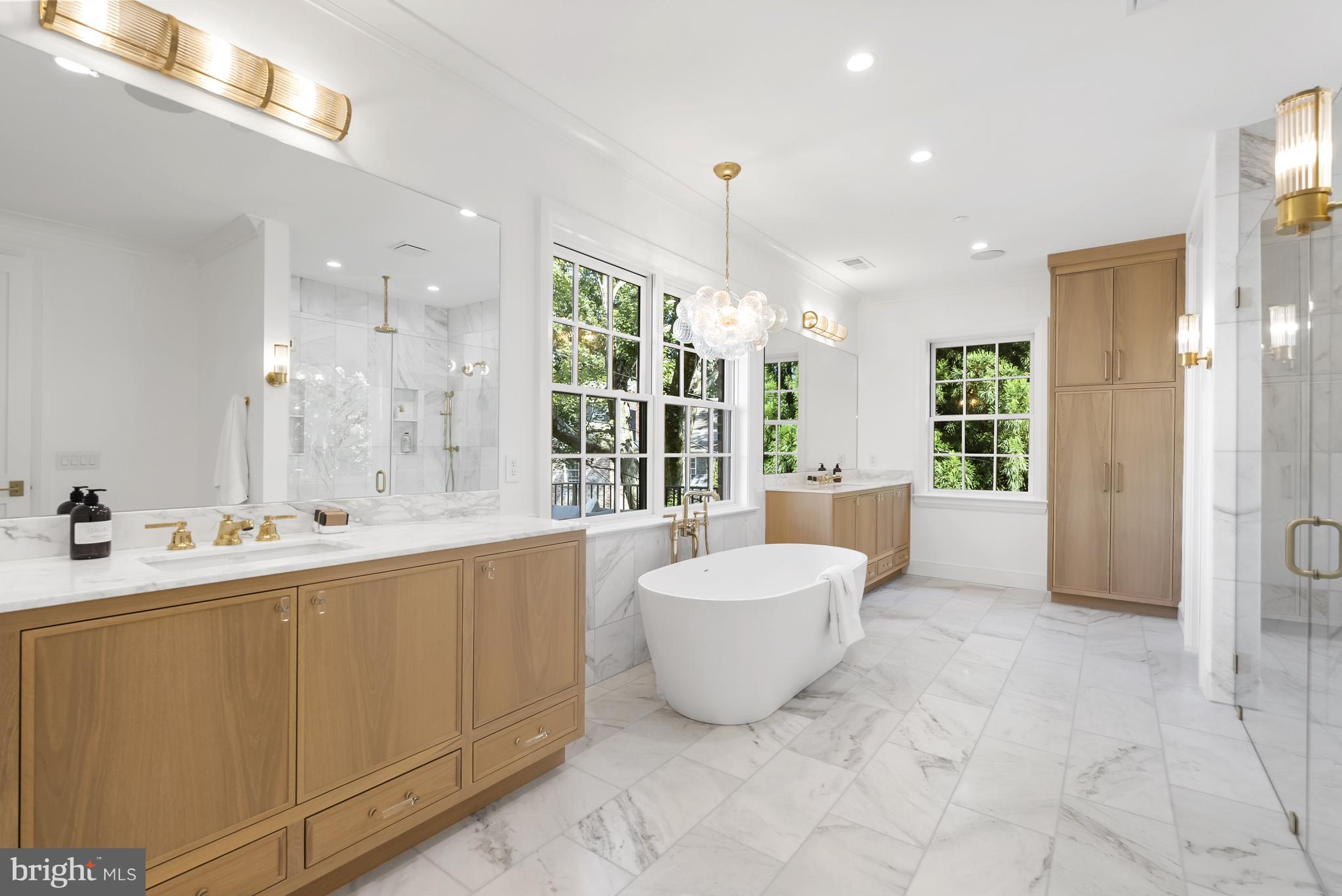 SPRING VALLEY - Residential