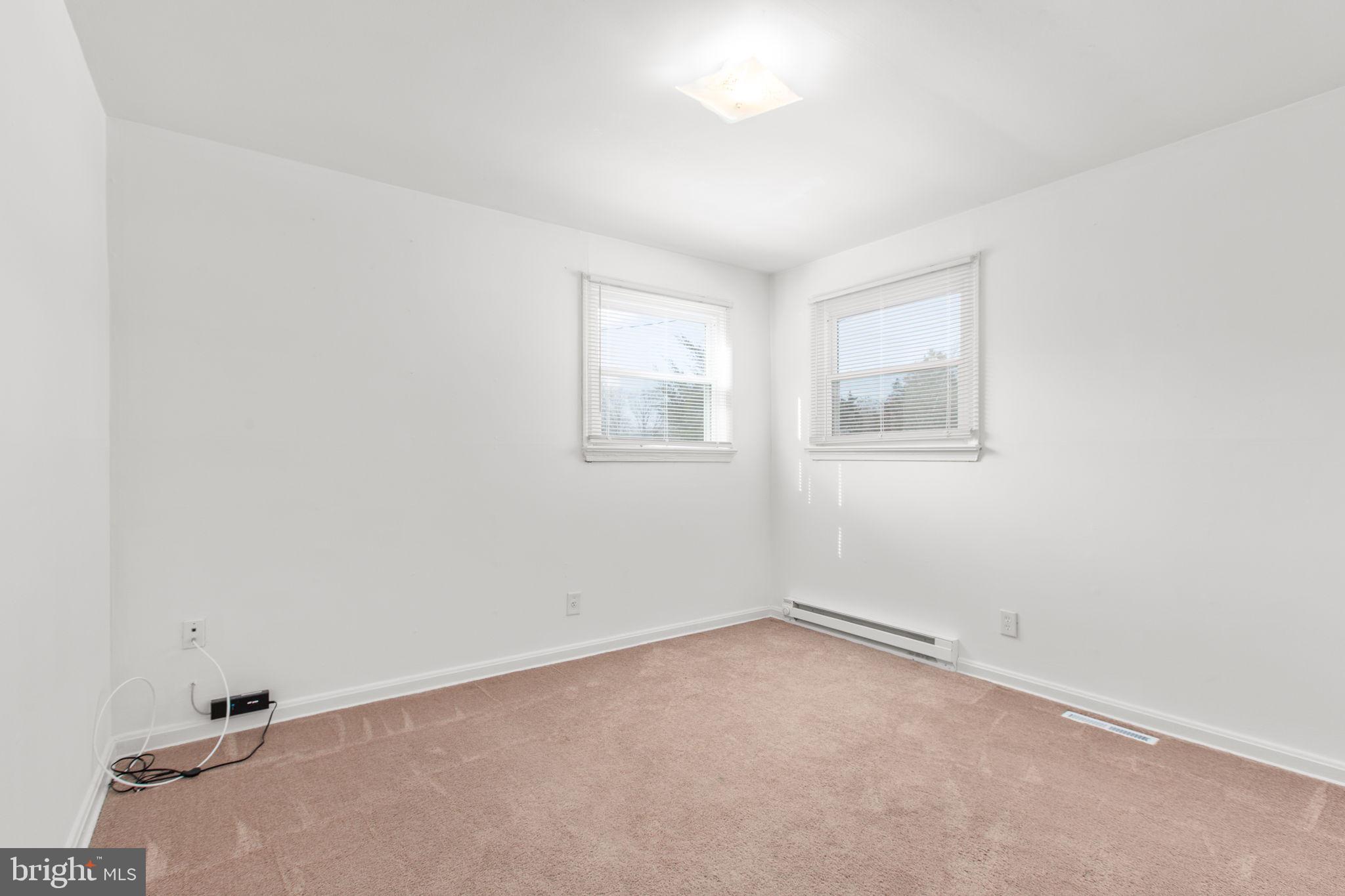 SALEM HEIGHTS - Residential