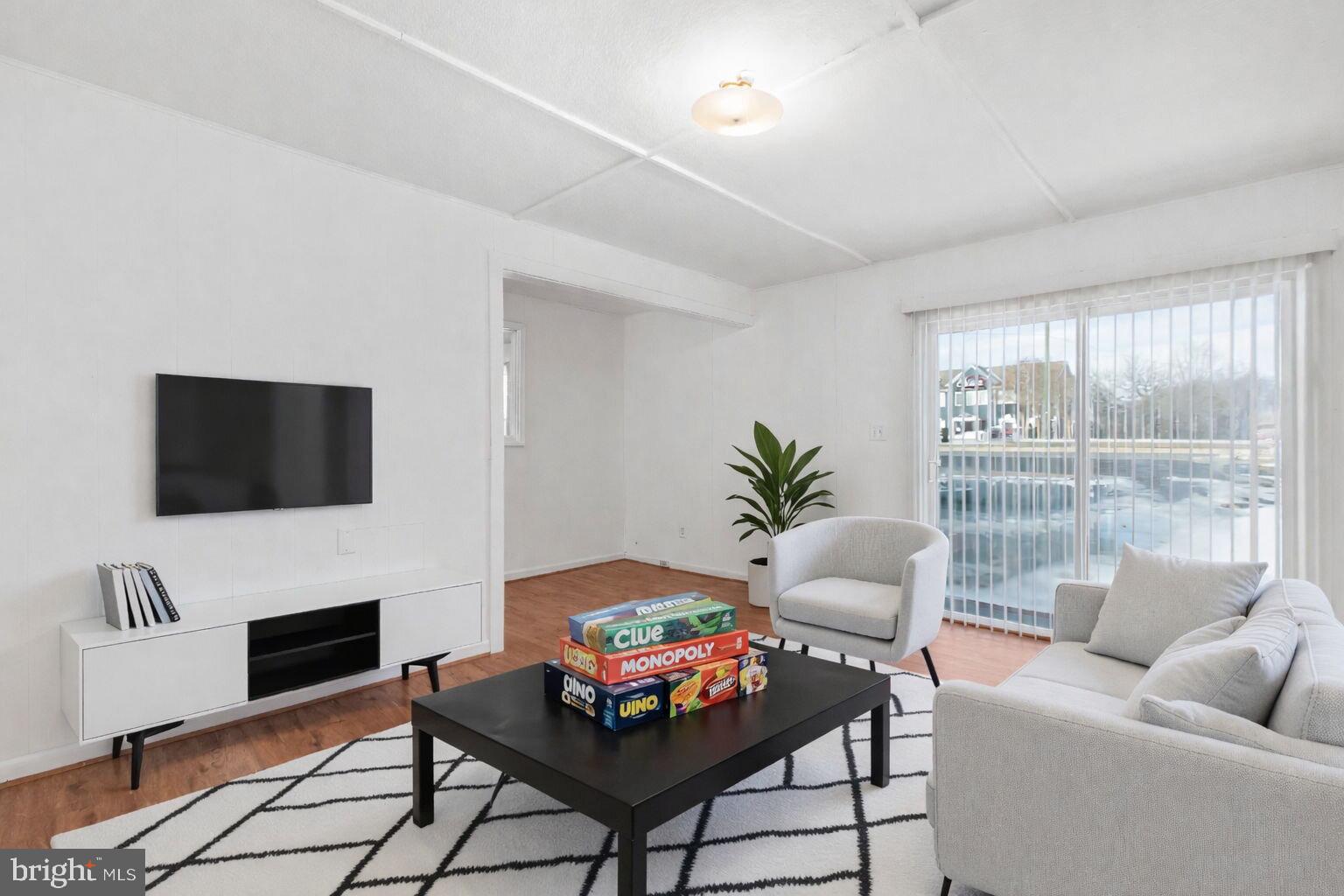 SALEM HEIGHTS - Residential