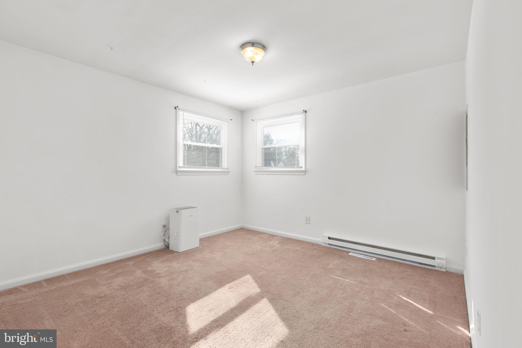 SALEM HEIGHTS - Residential