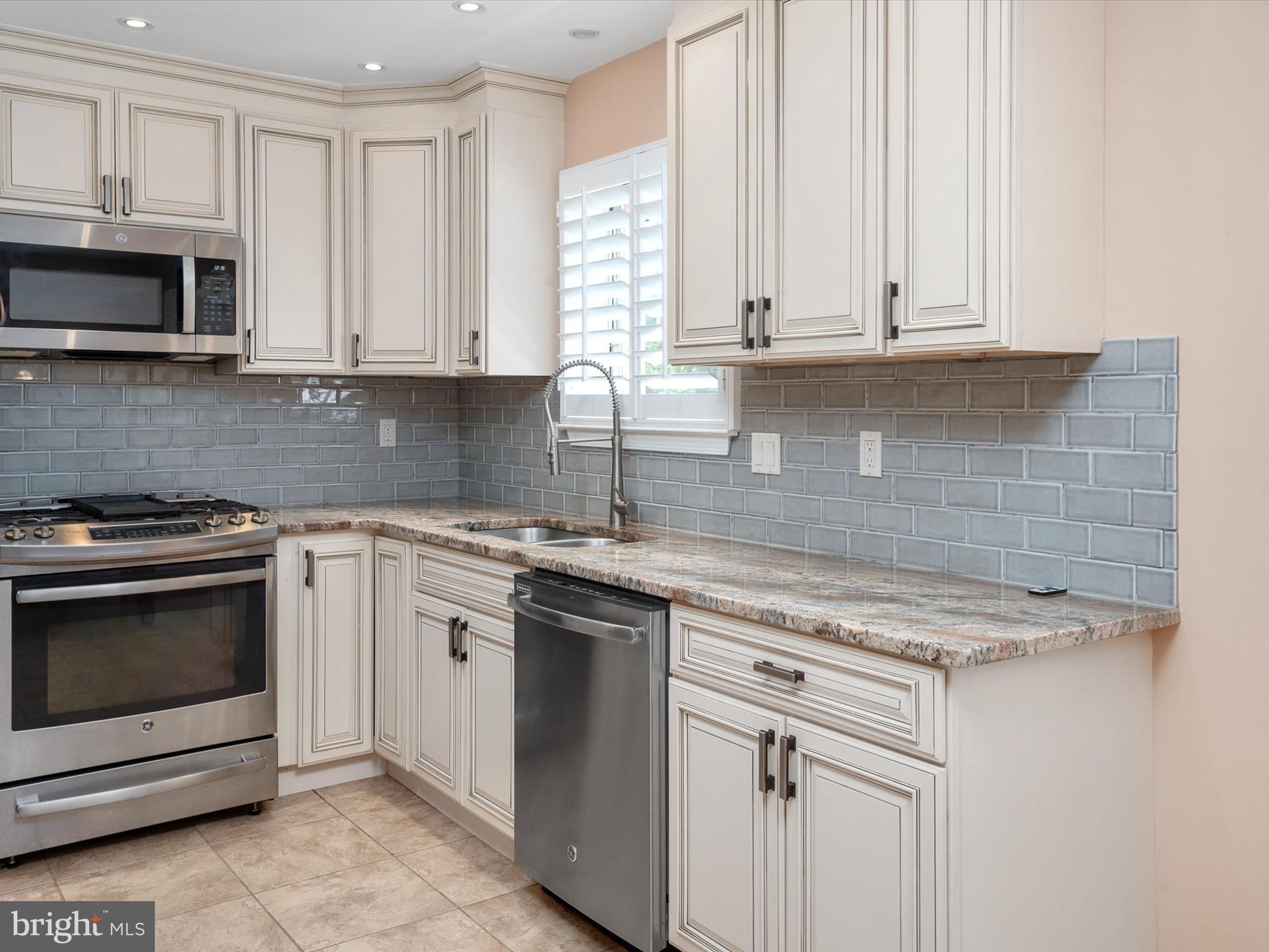 HIGHBRIDGE PLAT 3 - Residential