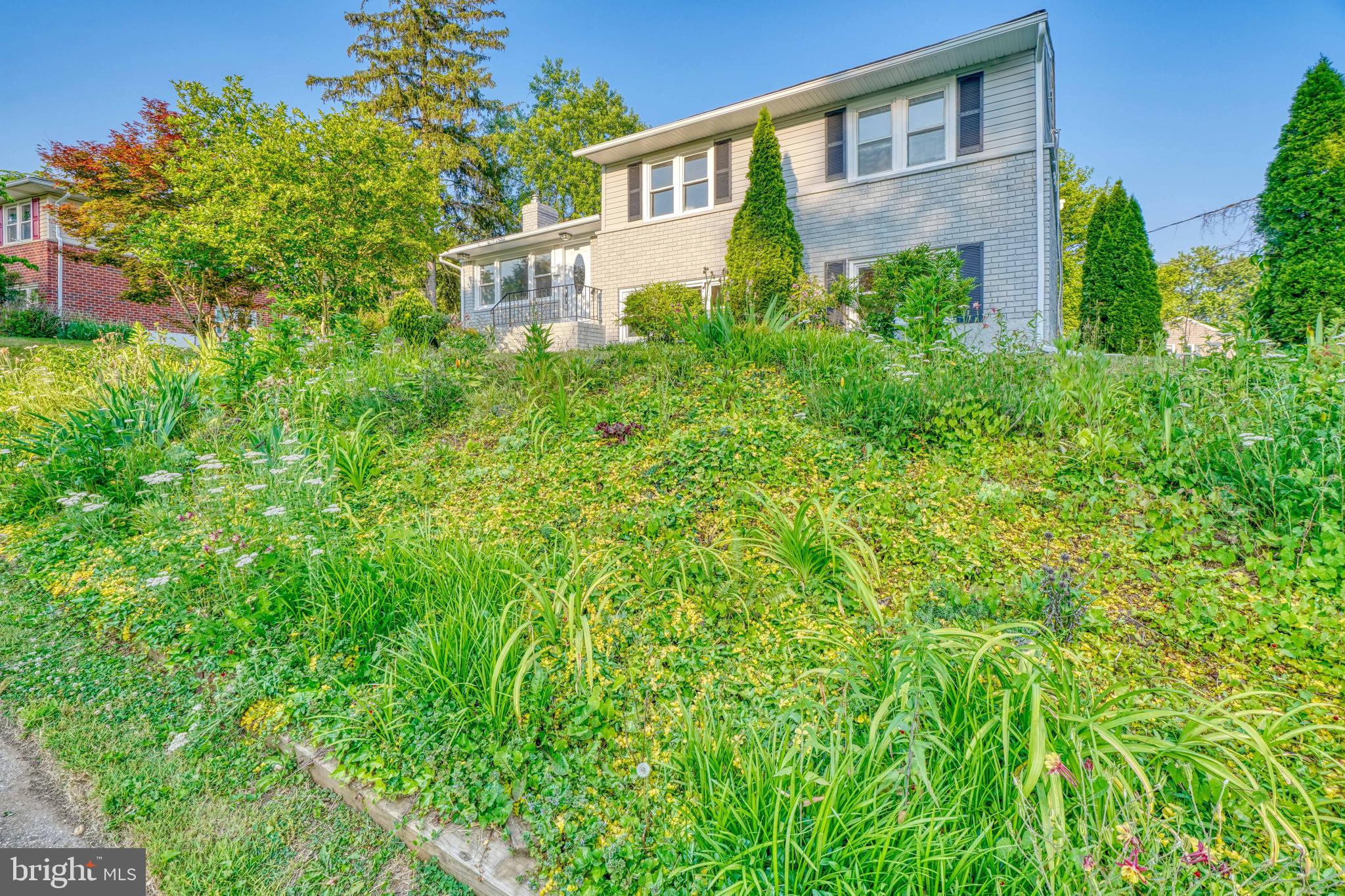 CAMPUS HILLS - Residential