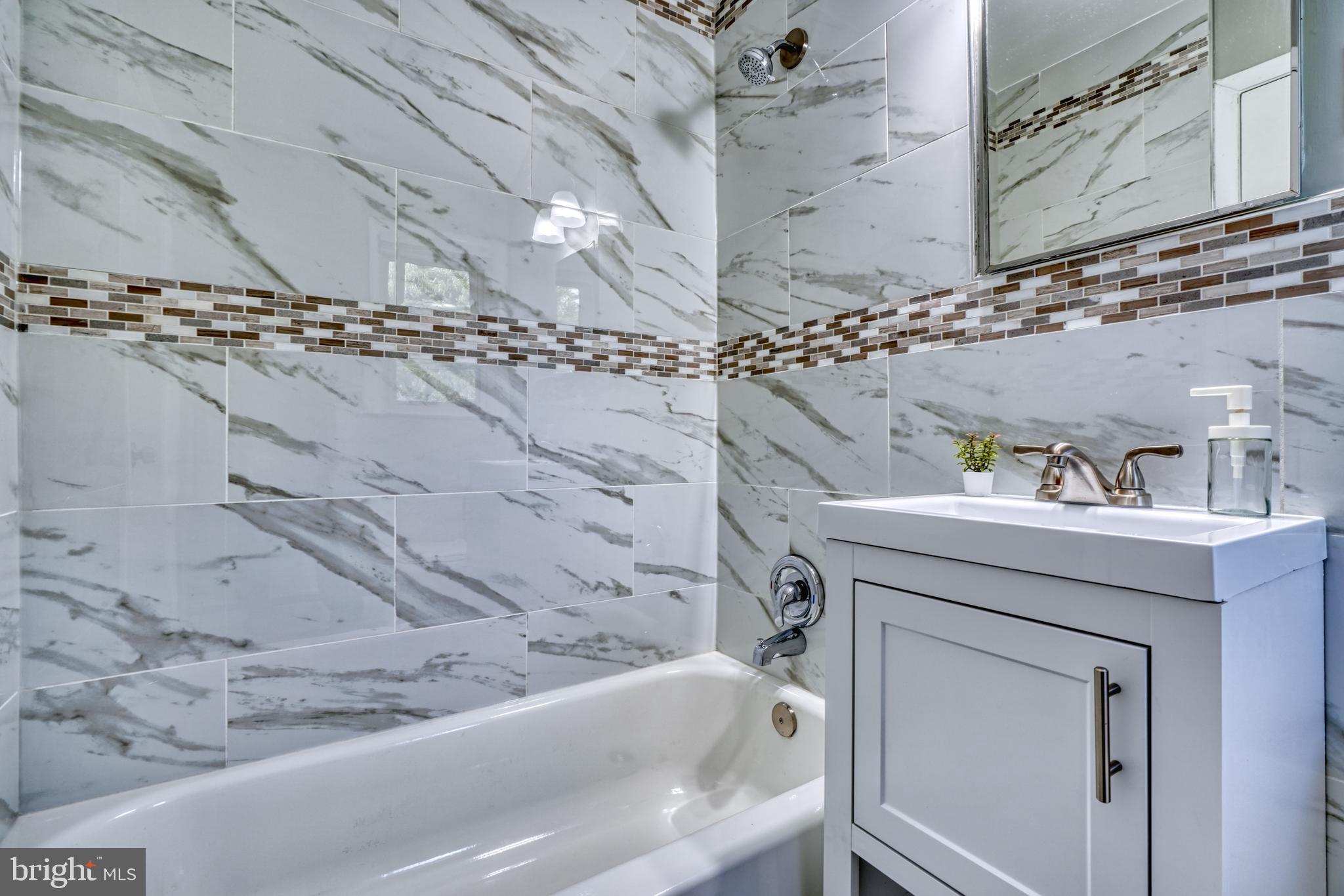 CAMPUS HILLS - Residential