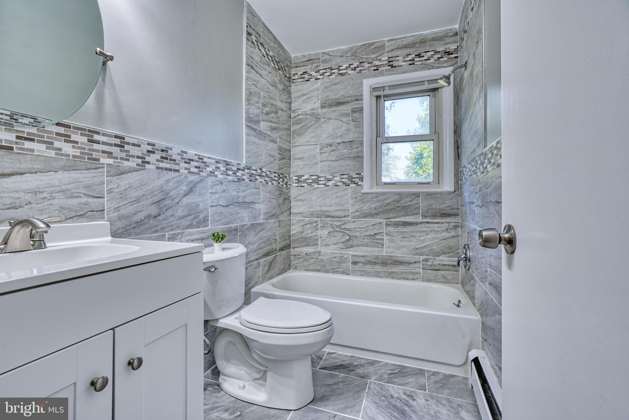 CAMPUS HILLS - Residential