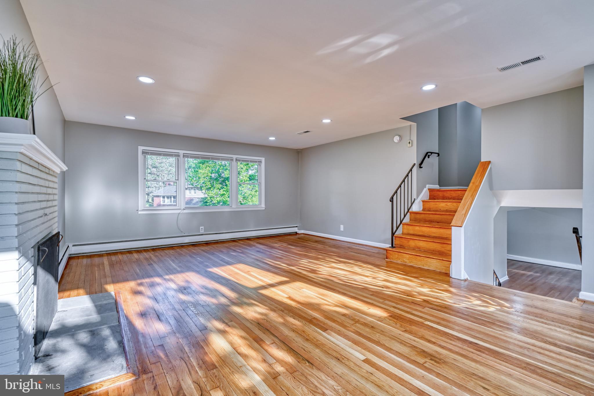 CAMPUS HILLS - Residential