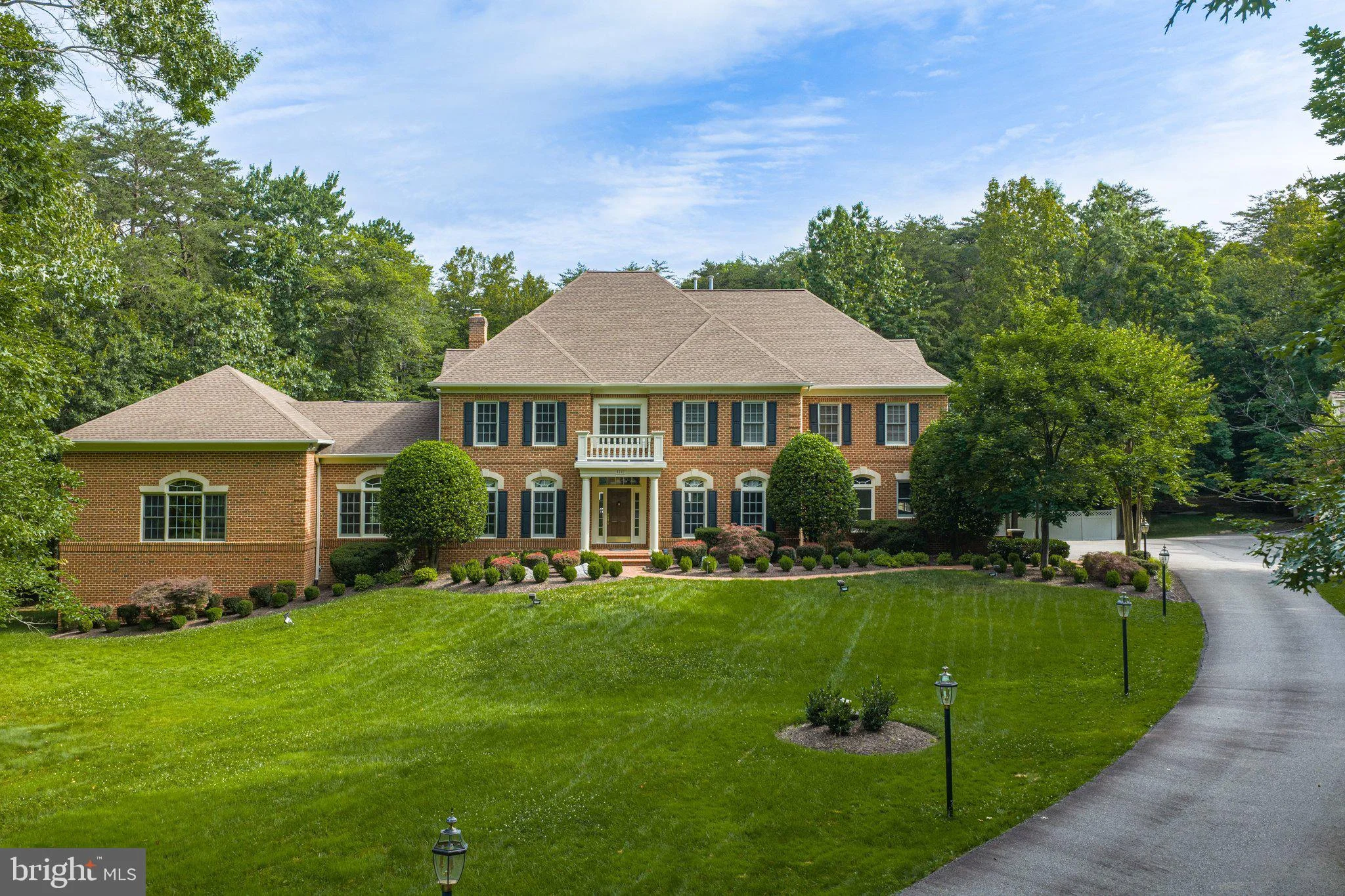 8261 Roseland Drive, Fairfax Station, VA, 22039