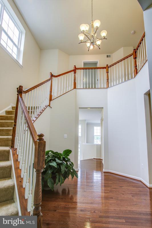 EAGLES POINTE - Residential