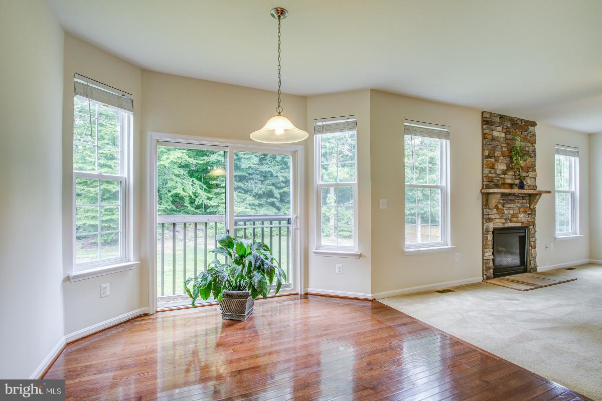 EAGLES POINTE - Residential