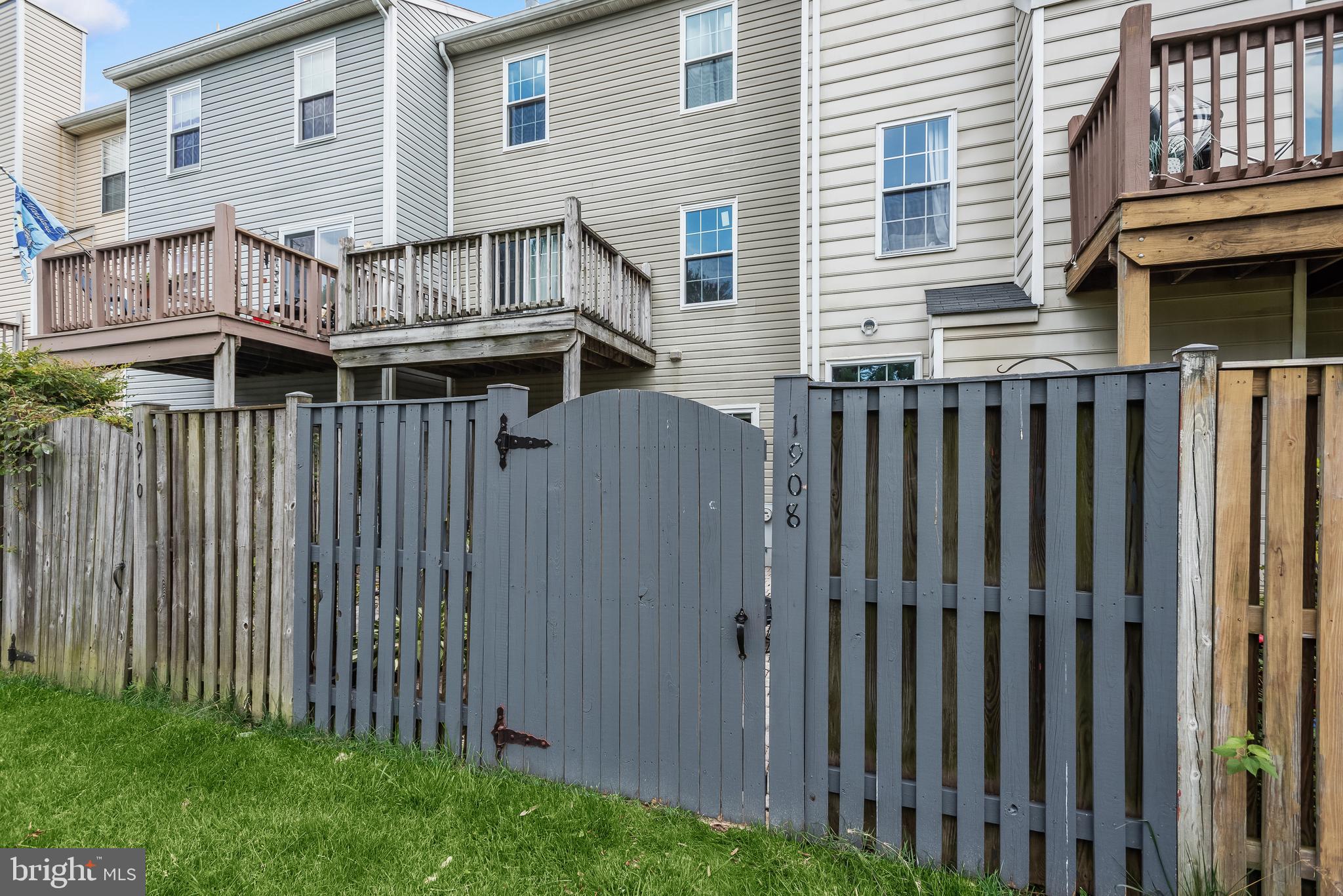 SYCAMORE MEWS - Residential