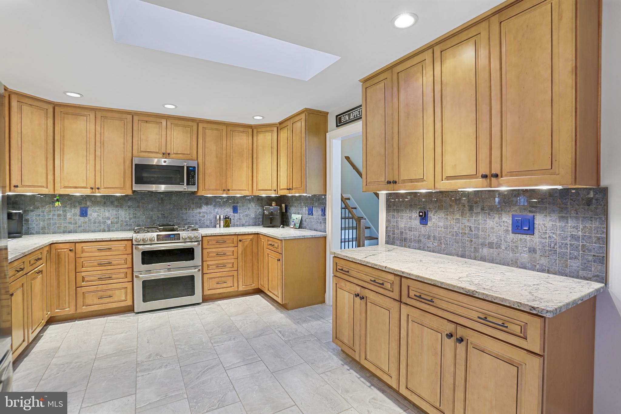 ANNANDALE TERRACE - Residential Lease