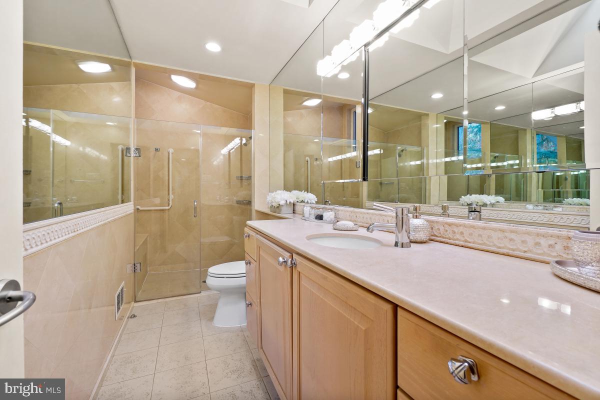 BRADLEY PARK - Residential