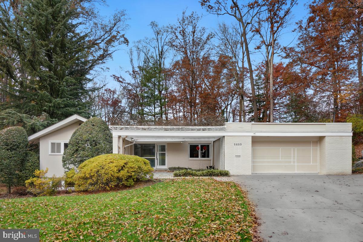 BRADLEY PARK - Residential