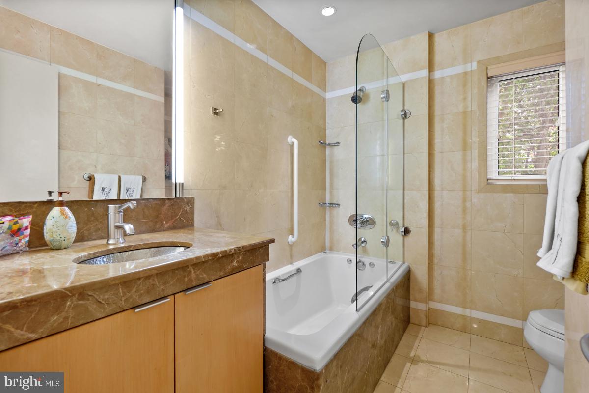 BRADLEY PARK - Residential