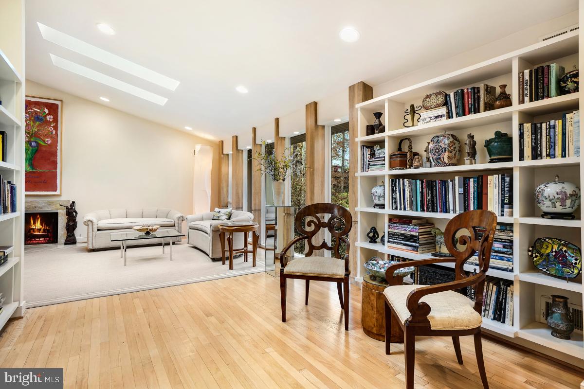 BRADLEY PARK - Residential