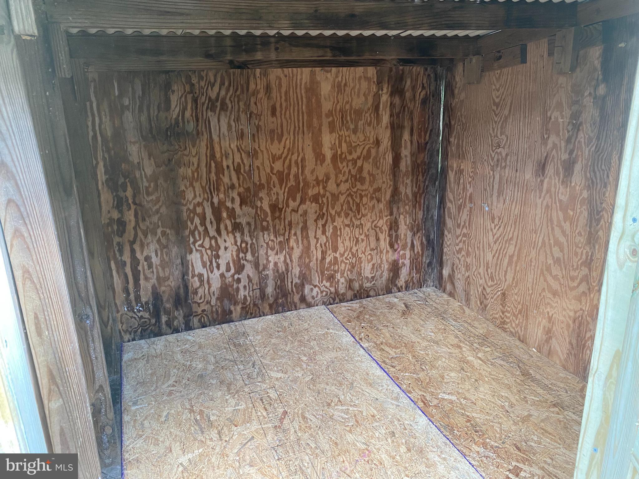 TANGLEWOOD TOWNHOMES SUB - Residential Lease